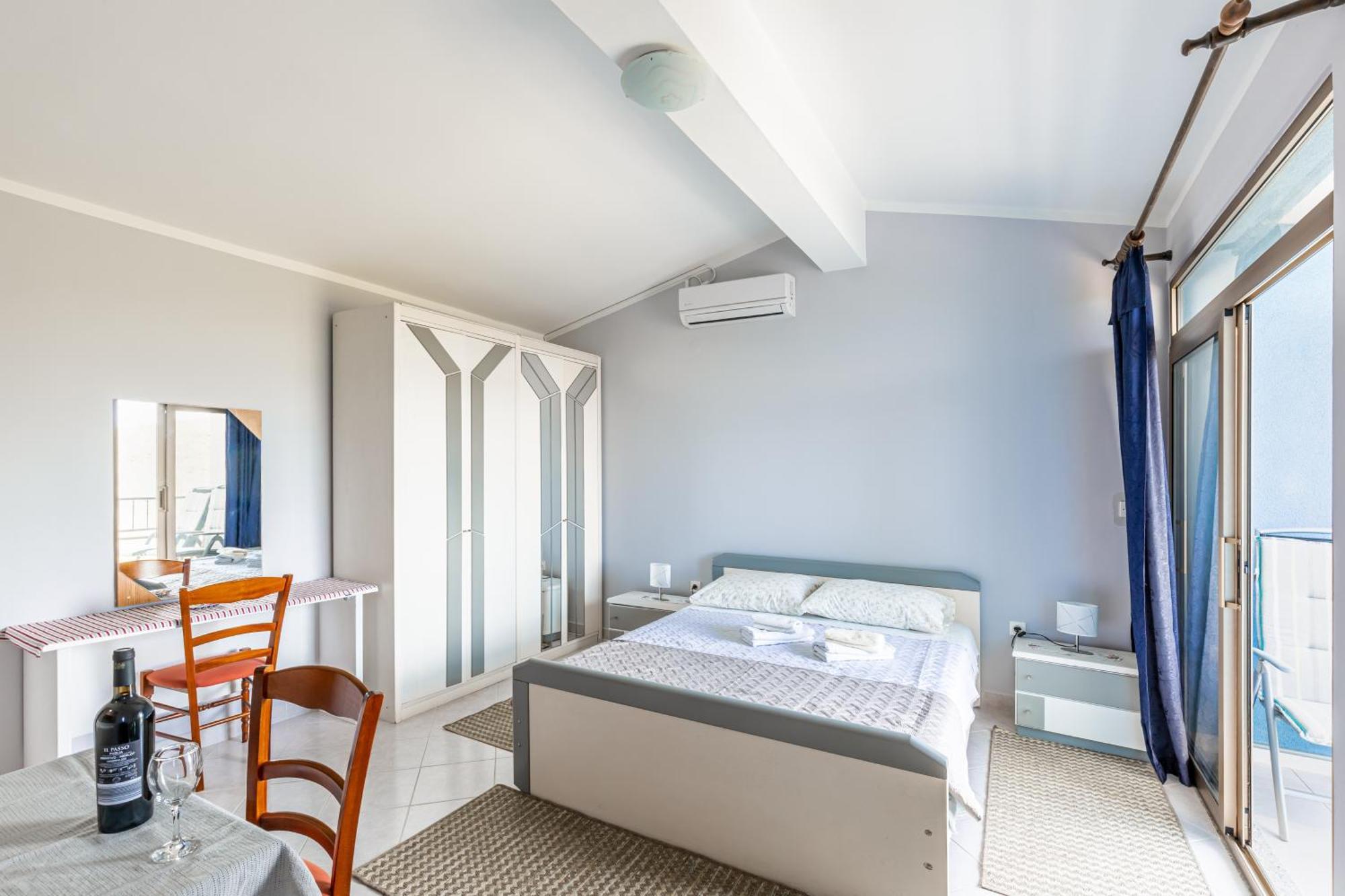 Apartments With A Parking Space Brsec, Opatija - 7796 Martina Phòng bức ảnh